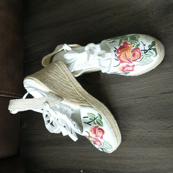 Bongo wedges - Picture 2 of 5